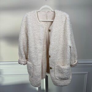 LUELLE, Size L, White sherpa-style jacket, long-sleeve.